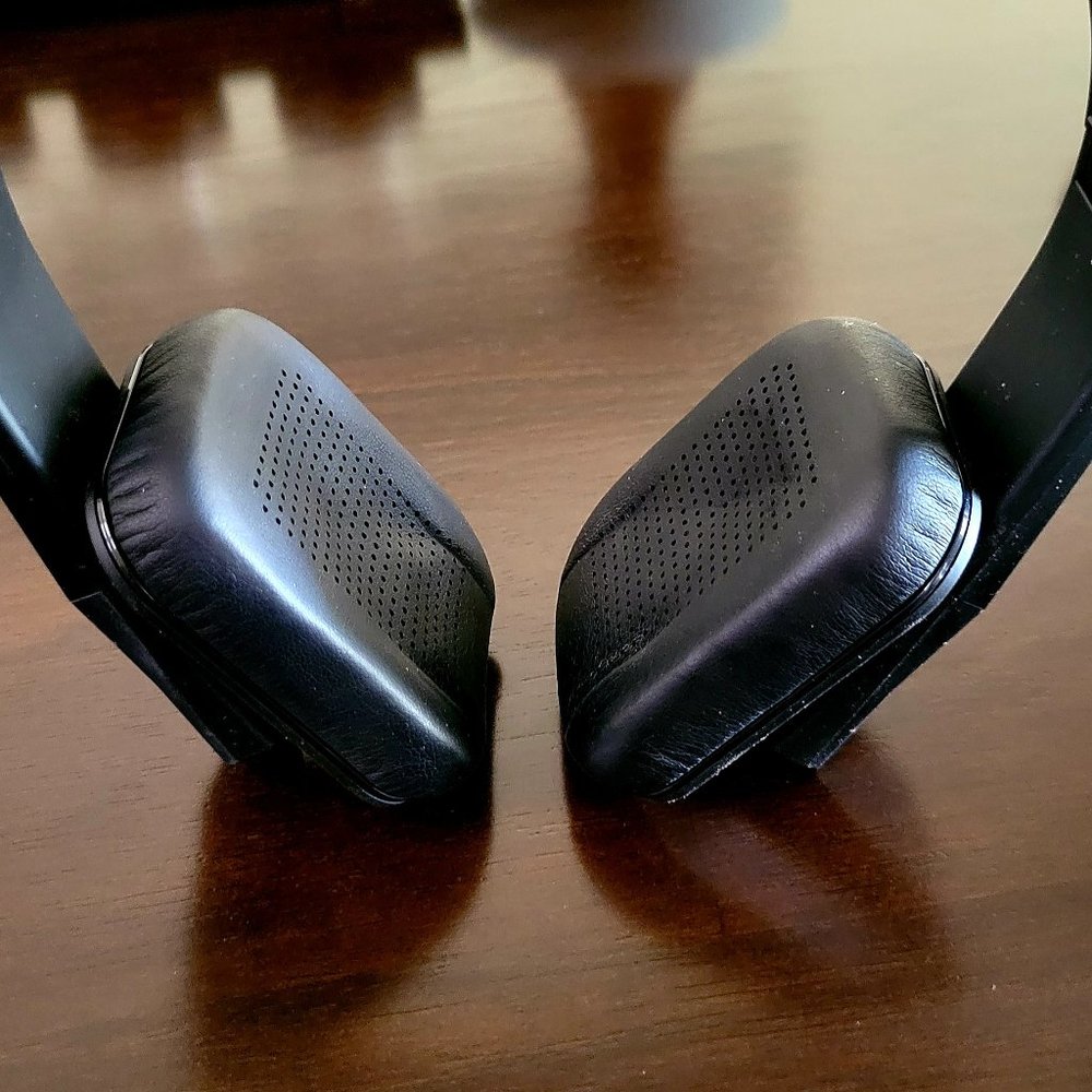 Outdoor Tech Bluetooth Wireless Headphones Tuis Black Folding Over the Ear - Picture 7 of 7